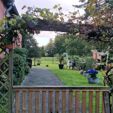 Foto - Hof im Außenbereich - 1.750,00&nbsp;EUR Kaltmiete, ca.&nbsp; 200,00&nbsp;m&sup2;