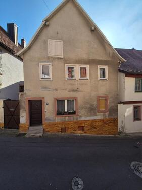 Foto - 5 Zimmer Einfamilienhaus zum Kaufen in Zellingen