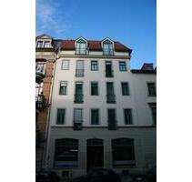 Individuelle schöne 2 Zimmerwohnung mit Parkett, offener Küche und Bad mit Wanne im Hechtviertel - Dresden Neustadt