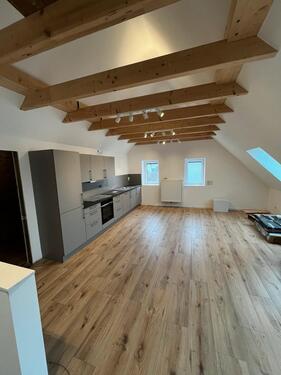 Foto - 3 Zimmer Wohnung in Theilheim an 01.02.2026 zur Miete