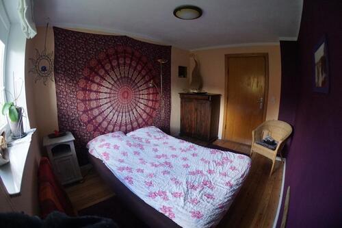 Foto - FL Zum 1.Mai kleines möbliertes Zimmer in Hausgemeinschaft frei