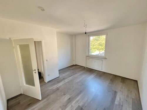 Foto - Schöne 3,5-Zimmer-Wohnung mit Tageslichtbad!