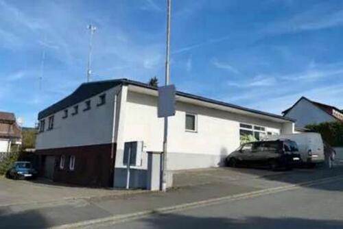 Foto - Gewerberaum mit Lagerflächen, Garage und Brüo in Herborn -Alsbach
