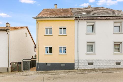 Foto - Dielheim - Einfamilienhaus mit Wintergarten und schönem Innenhofbereich