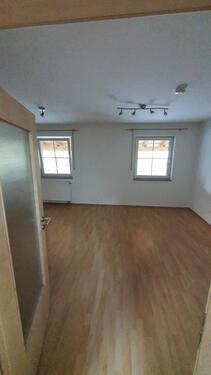 Foto - Etagenwohnung zur Miete in Adlkofen