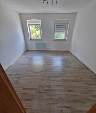 Foto - Reihenhaus zu Verkaufen - 60.000,00&nbsp;EUR Kaufpreis, ca.&nbsp; 70,00&nbsp;m&sup2;