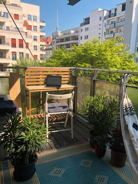 Foto - Schöne Wohnung + Tiefgaragenstellplatz + Balkon + Aufzug FREI