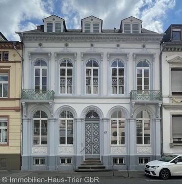 Foto - Schicke 2 Zimmer Altbauwohnung mit französischem Balkon