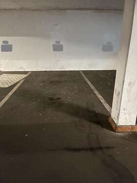 Foto - Bad Kreuznach,Humperdinckstrasse. TG-Stellplatz zu vermieten