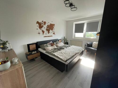 Foto - 3 Zimmer, Einbauküche, Balkon, Zwischenmiete bis Herbst