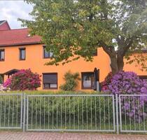 Haus mit großer Scheune am Bach und in Wald- und Hammerteichnähe - Georgenthal