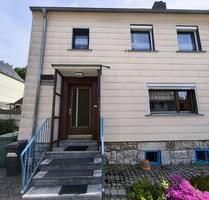 Charmante Doppelhaushälfte in Toplage - Hof Christiansreuth