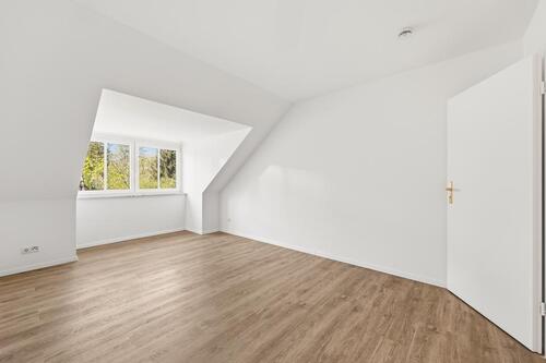 Foto - Dachgeschoßwohnung in München zur Miete