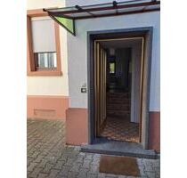 Wohnung 3 Zimmer (klein und schräg) - Neu-Isenburg