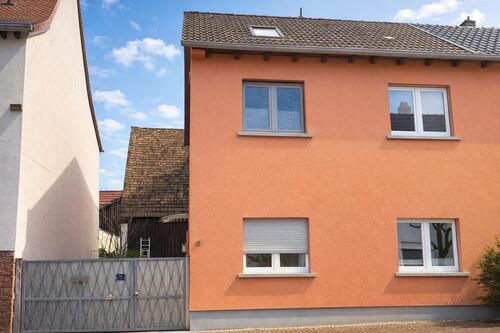 Foto - Charmantes Wohnhaus mit Garten und Scheune in guter Lage