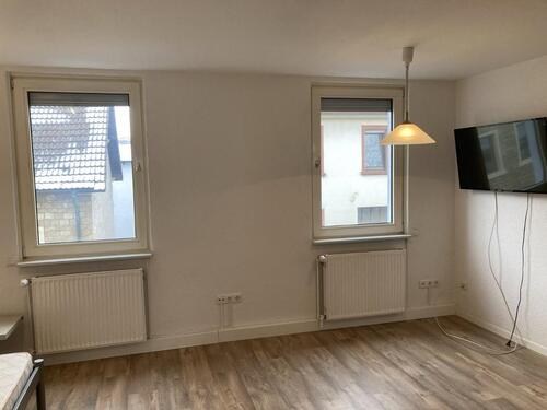 Foto - 1 Zimmer Etagenwohnung zur Miete in Stadecken-Elsheim