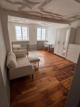 Foto - 1-Zimmer Wohnung 1. OG am Schillerplatz mit Klimaanlage