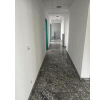 Bürogemeinschaft mit Anwaltskanzlei - Pauschal mit Stellplatz - Bayreuth Meyernberg