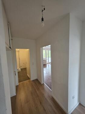 Foto - **Attraktiv für Jung und Alt** Balkonwohnung !!