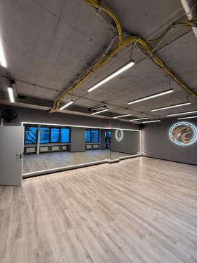 Foto - Tanzsaal zur Miete - 40,00 EUR Kaltmiete,