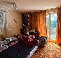 Möbliertes Zimmer in 3-Zimmer-WG zu vermieten - Kirchheim unter Teck