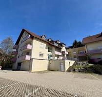 Attraktive 2-Zimmer-Maisonettewohnung | Balkon und Garagenplatz - Murg