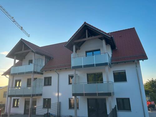 Foto - Moderne 3 Zimmer Neubauwohnung mit überdachtem Balkon im DG