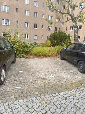 Foto - Parkplatz in Westend 200€ VB - 200,00 EUR Miete,