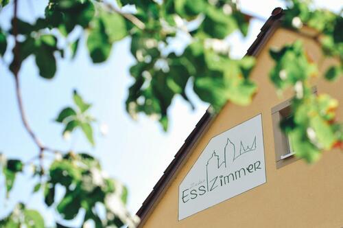 Foto - Etablierte Gastronomieimmobilie mit Biergarten und Gästezimmern