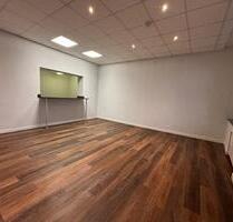 Helle 135 qm 5-Zimmer-Erdgeschosswohnung mit Terrasse in Premiumlage - Zerbst (Anhalt)