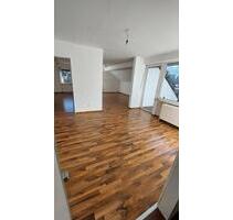 2 Zimmerwohnung,Einbauküche,Stellplatz in 61389 Niederreifenberg - Hofheim am Taunus