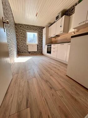 Foto - Ruhige, frisch renovierte 3-Zimmer-Wohnung (ca. 80 m²)