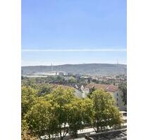 Helle 2,5-3,5 Zimmer DG-Wohnung mit traumhaften Ausblick - Stuttgart Bad Cannstatt