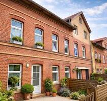 Attraktive und vollständig renovierte 2-Raum-DG-Wohnung - Quedlinburg