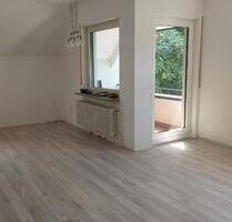 Großzügige 2 Zi.DG-Wohnung mit Balkon in Altena-Evingsen –privat