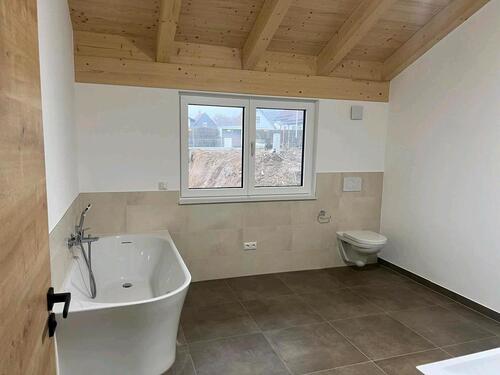 Foto - 5 Zimmer Doppelhaushälfte zur Miete in Tiefenbach