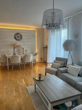 Foto - Lichtdurchflutete Etagenwohnung im Dreifamilienhaus
