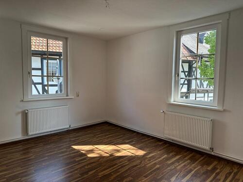 Foto - helle 3-Zimmer Wohnung + EBK + kernsaniertes Bad