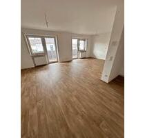 neu renovierte 2-Zimmer-Wohnung, 5 min zum Bahnhof - Maxhütte-Haidhof