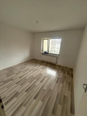 Foto - Achtung Kaltmiete 1300Euro mit Küche und Waschmaschine