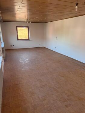 Foto - OG Wohnung 3 ZKB AB SOFORT - 950,00&nbsp;EUR Kaltmiete, ca.&nbsp; 90,00&nbsp;m&sup2;