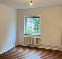 2,5 Zimmerwohnung mit großer Wohnküche - Kiel Neumühlen-Dietrichsdorf