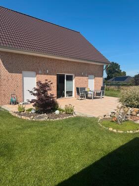 Foto - Einfamilienhaus mit 5 Zimmer - 1.800,00&nbsp;EUR Kaltmiete, ca.&nbsp; 129,00&nbsp;m&sup2;