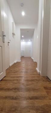 Foto - Kernsanierte 3-Zimmer-Wohnung mit Balkon – perfekt für WG