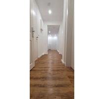 Kernsanierte 3-Zimmer-Wohnung mit Balkon – perfekt für WG - Bremen Walle Kernsanierte 3-Zimmer-Wohnung mit Balkon – perfekt für WG - Bremen Walle
