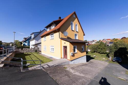 Foto - Mehrfamilienhaus zum Kauf - 290.000,00 EUR Kaufpreis, ca.  174,00 m²