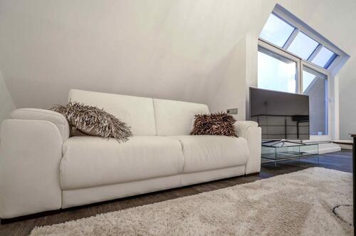 Foto - 3 Zimmer Mehrfamilienhaus, Wohnhaus zum Kaufen in Köln