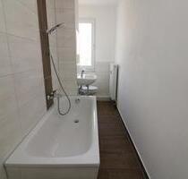 Auch für Nichtschwimmer geeignet...3-RW mit modernem Wannenbad! - Freiberg