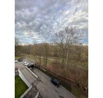 4-Zi.-Wohnung mit Balkon im 4. OG in Günzburg