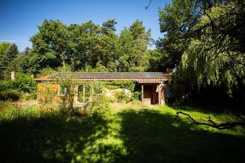 Foto - Ferienhaus mit Waldstück Sauna, Badezuber Hottub Kinder Spielzimmer mit Hund